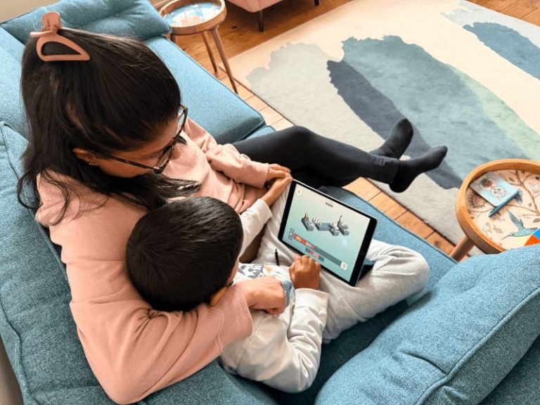 parent and child using rodocodo